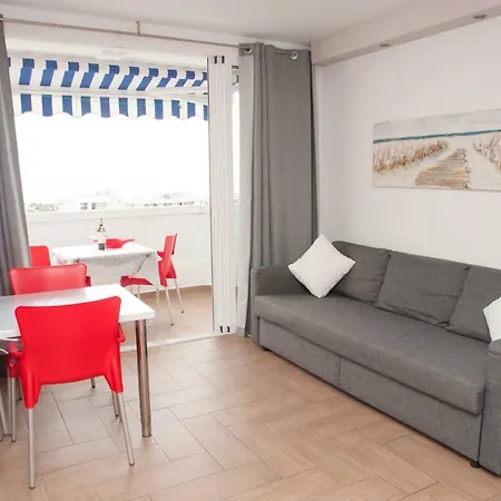 Playa Honda Apartment